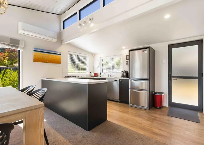 度假居 Cosy 2-bedroom With Balcony & Bbq 瓦纳卡