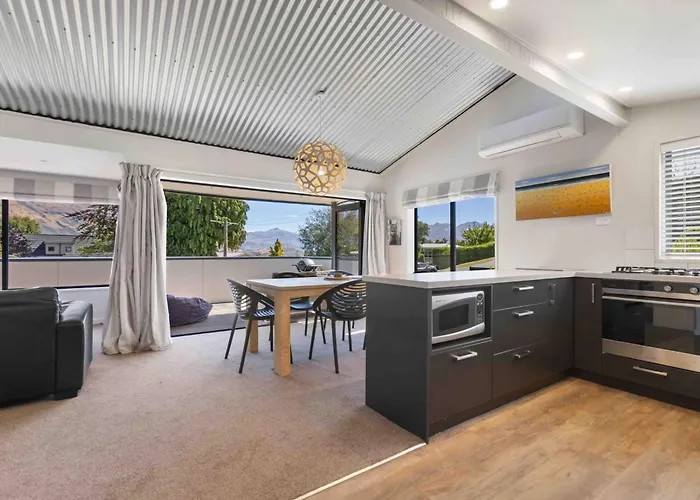 度假居 Cosy 2-bedroom With Balcony & Bbq